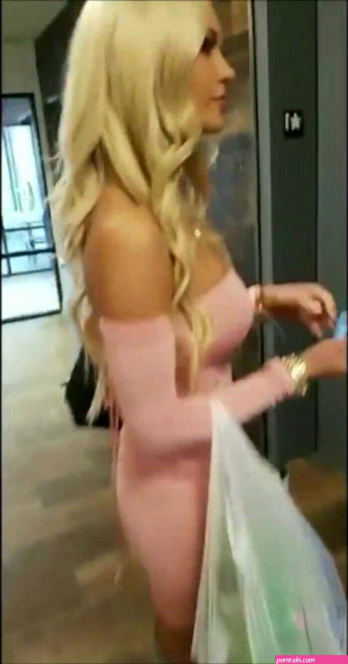 Krystal A Fit sexy blonde show porn videos