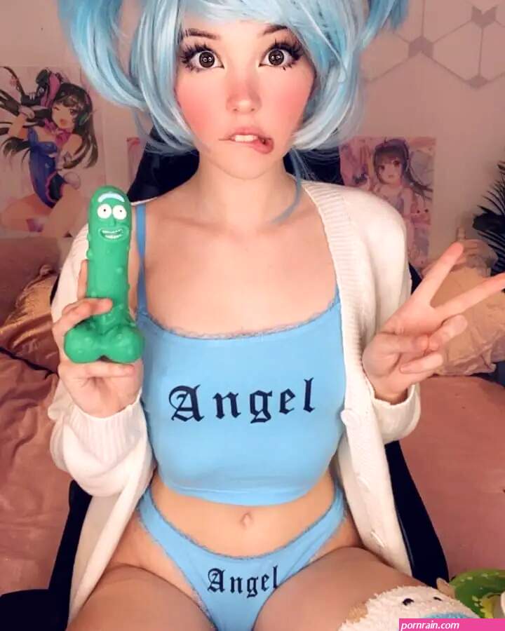 How much money does Belle Delphine make?