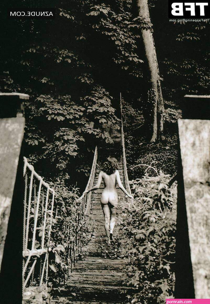 CHRISTY TURLINGTON Nude