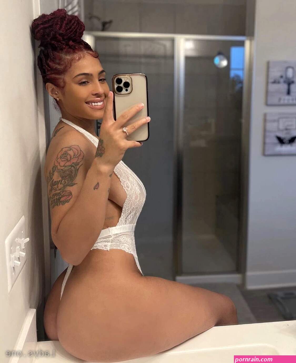 Sexy girl available for hook up escort in Milwaukee
