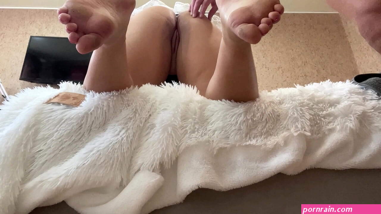Accidentally cum inside his maids tight pussy