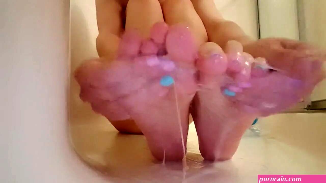 Cummy Teen Feet 1