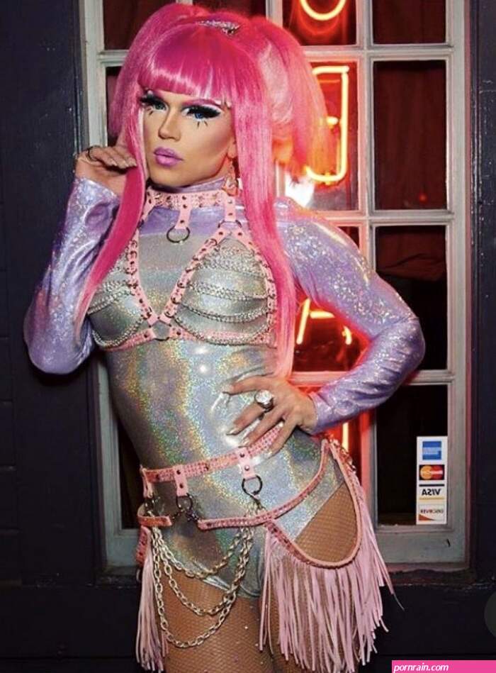 Gay Porn Star Dakota Payne Drag Queen Gemini Won The 2020 Miss Pineapple Pageant