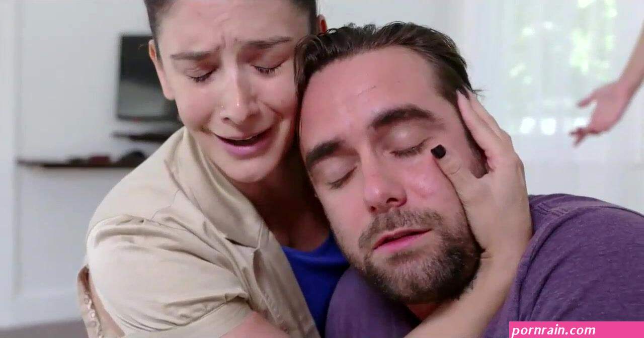 Step sister brother fucks front mom watch online