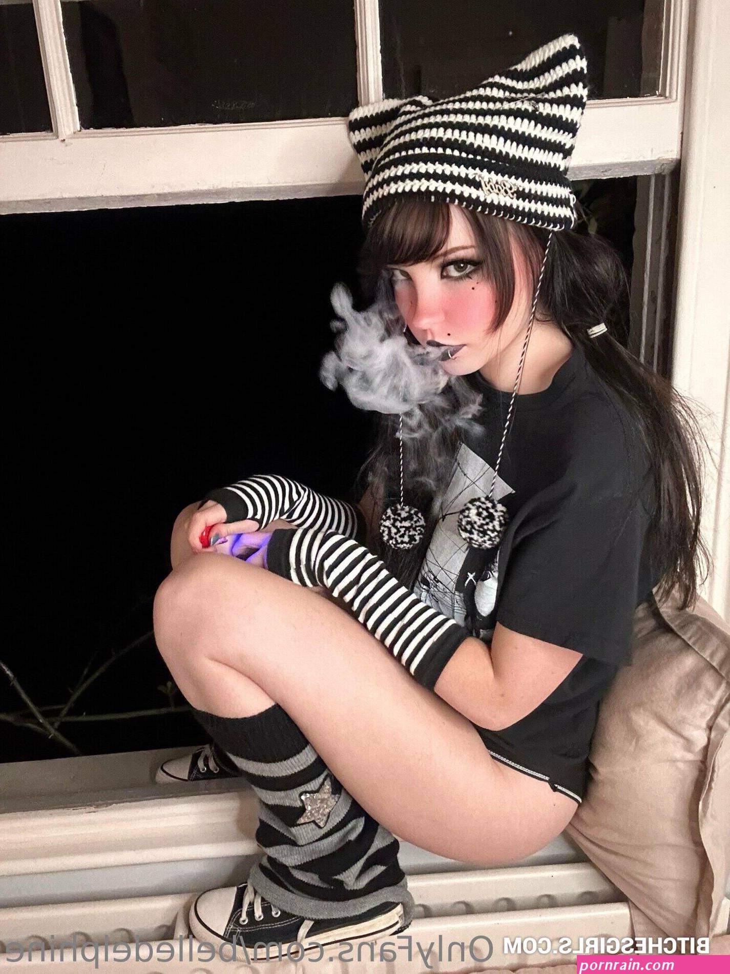 Belle Delphine onlyfans hot gallery