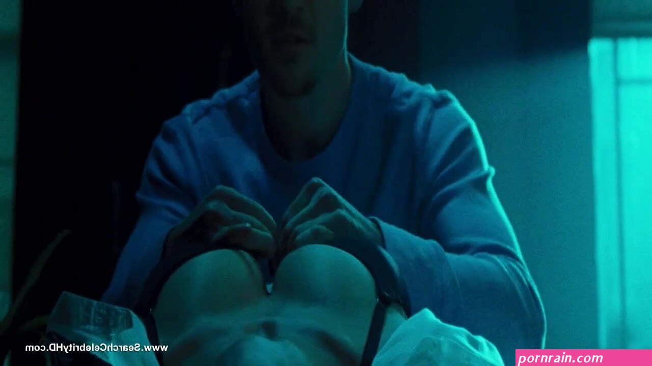 Madeline Zima Nude Sexy Scenes
