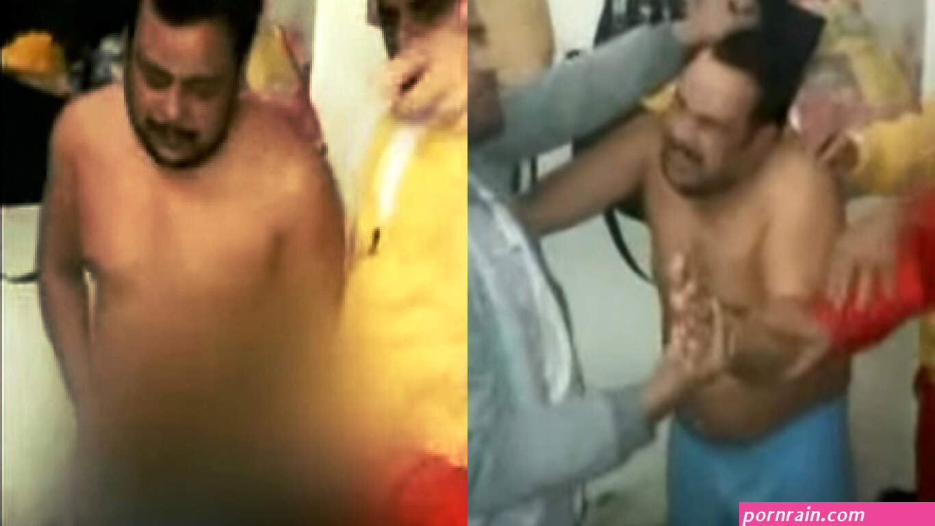 Jail inmates beat strip naked man who threatened to kill BJP leader Gurwinder Singh Video