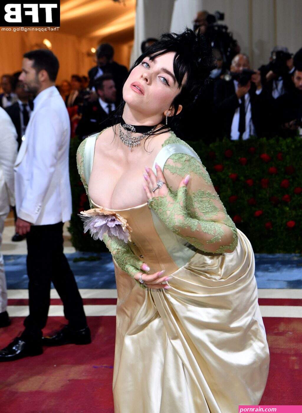 Billie Eilish Showcases Nice Cleavage at The 2022 Met Gala in NYC 155 Photos