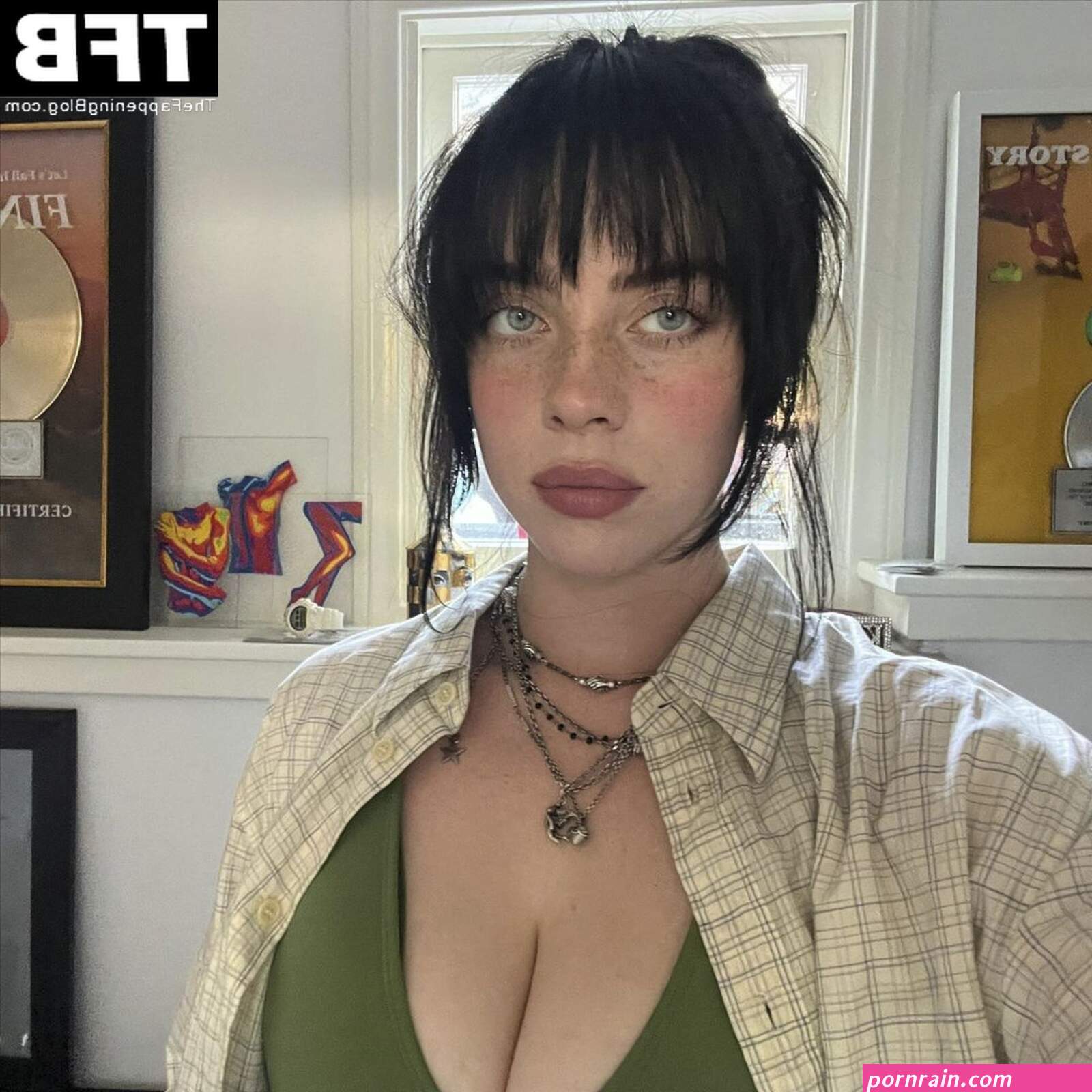 Billie Eilish Sexy