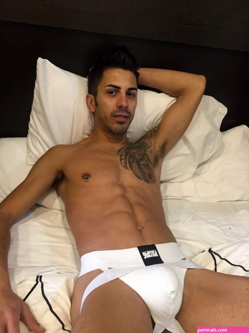 Alejandro MANGO gay porn star from Crunchboy