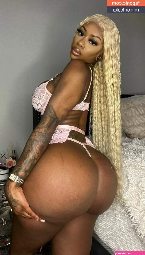 Prettii aka prettiii Nude Leaks OnlyFans