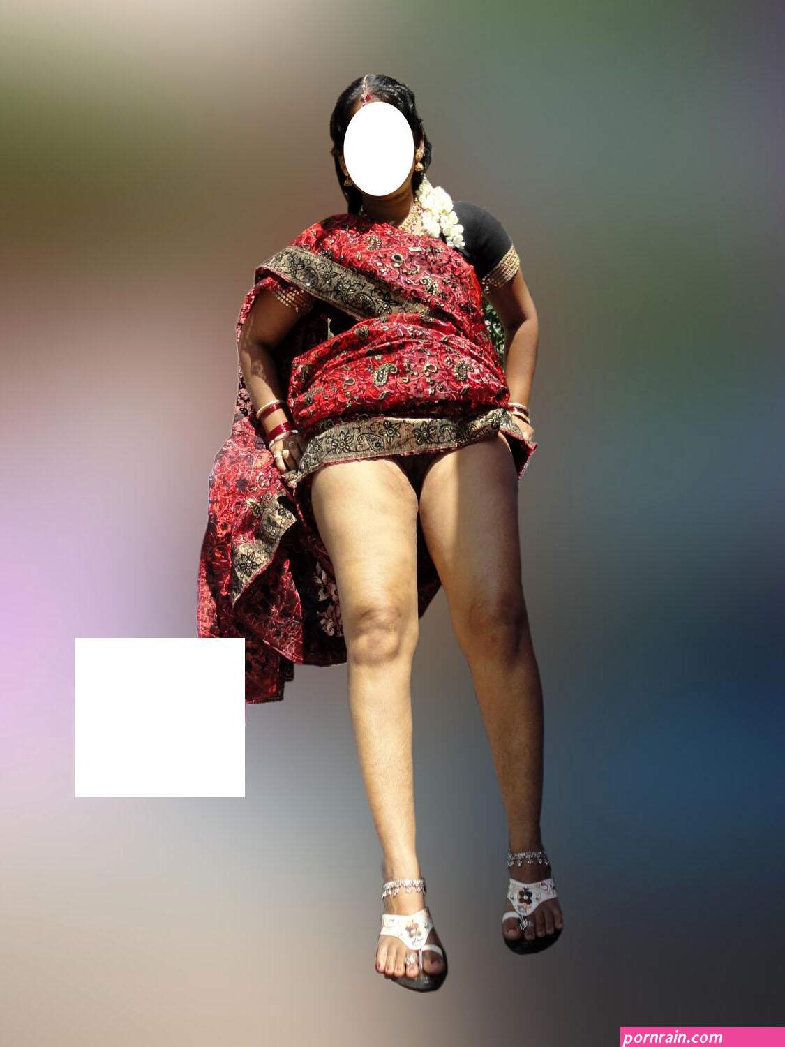 desicandid on X: Hyderabad aunty strips saree and posing nude see the full post here