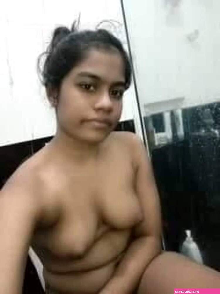 Indian dusky girl pics of nudity