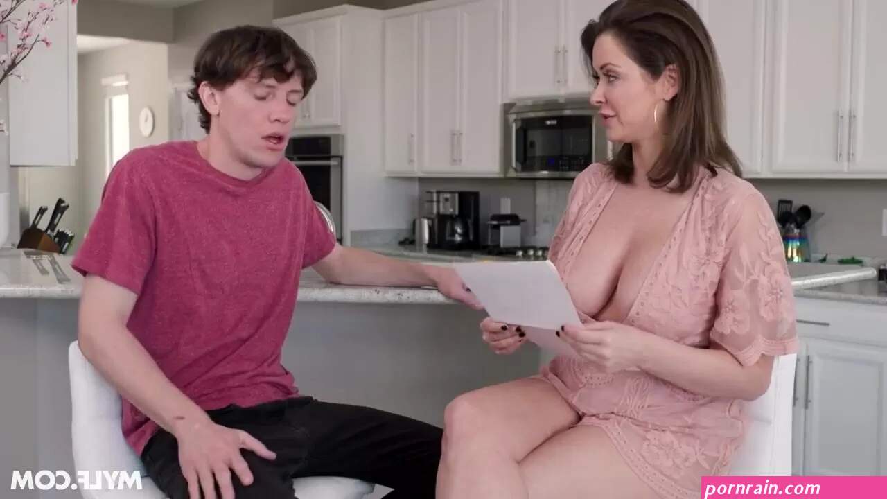Horny mom seduced and fucked hard by her inexperienced step son watch online