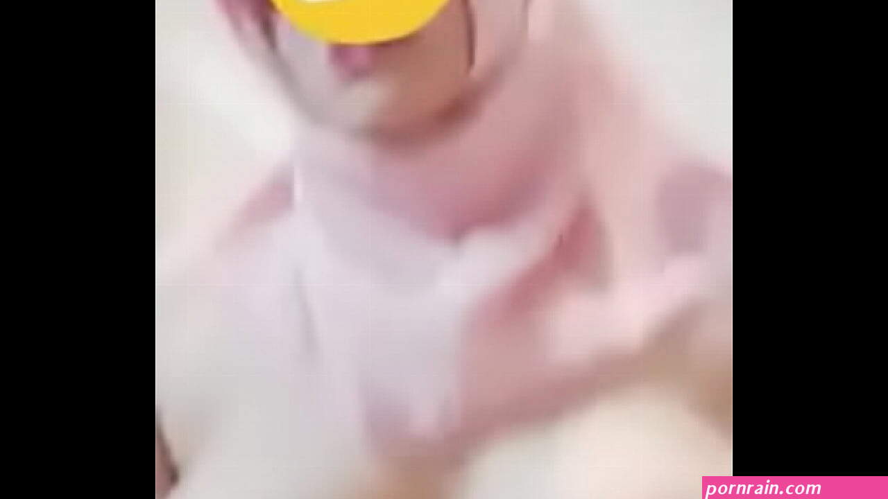 Hijab WOT suka hyper banget sampe lupa suami di rumah