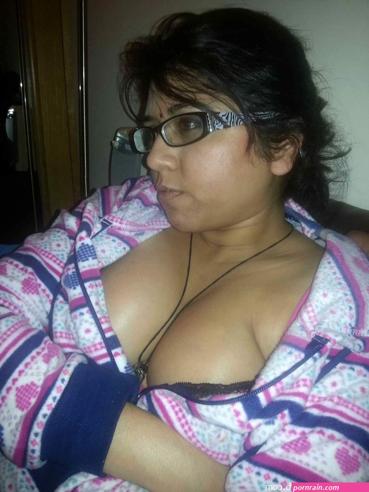 f23