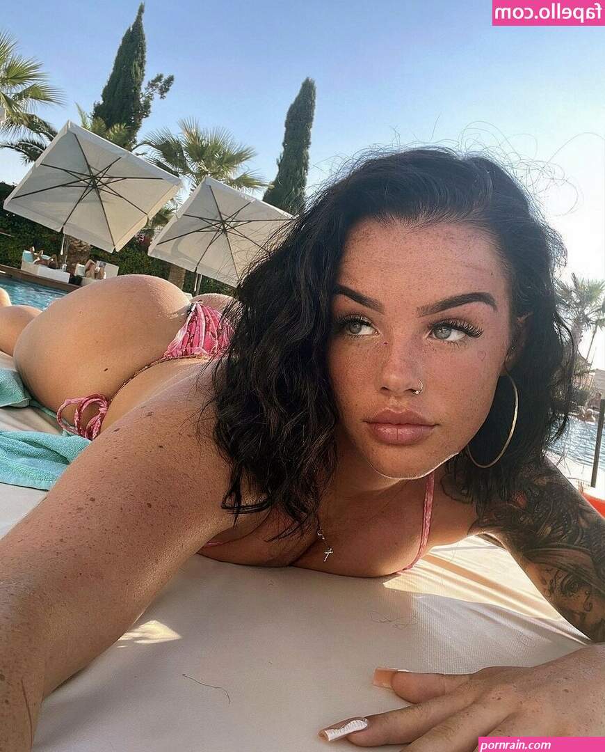 Jessixaarose I.G: jessixaarose OF:sophieriver Sophie River jessixaarose Nude Leaked OnlyFans