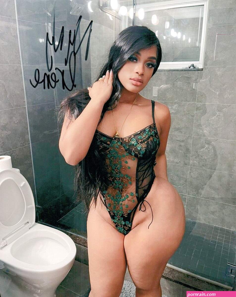 Lovely NyNy Irene Content Creator IG Signed 8x10 Photo Adult Model COA Proof 13