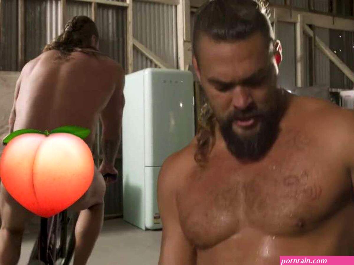 Jason Momoa works out nude in very on-brand fitness video