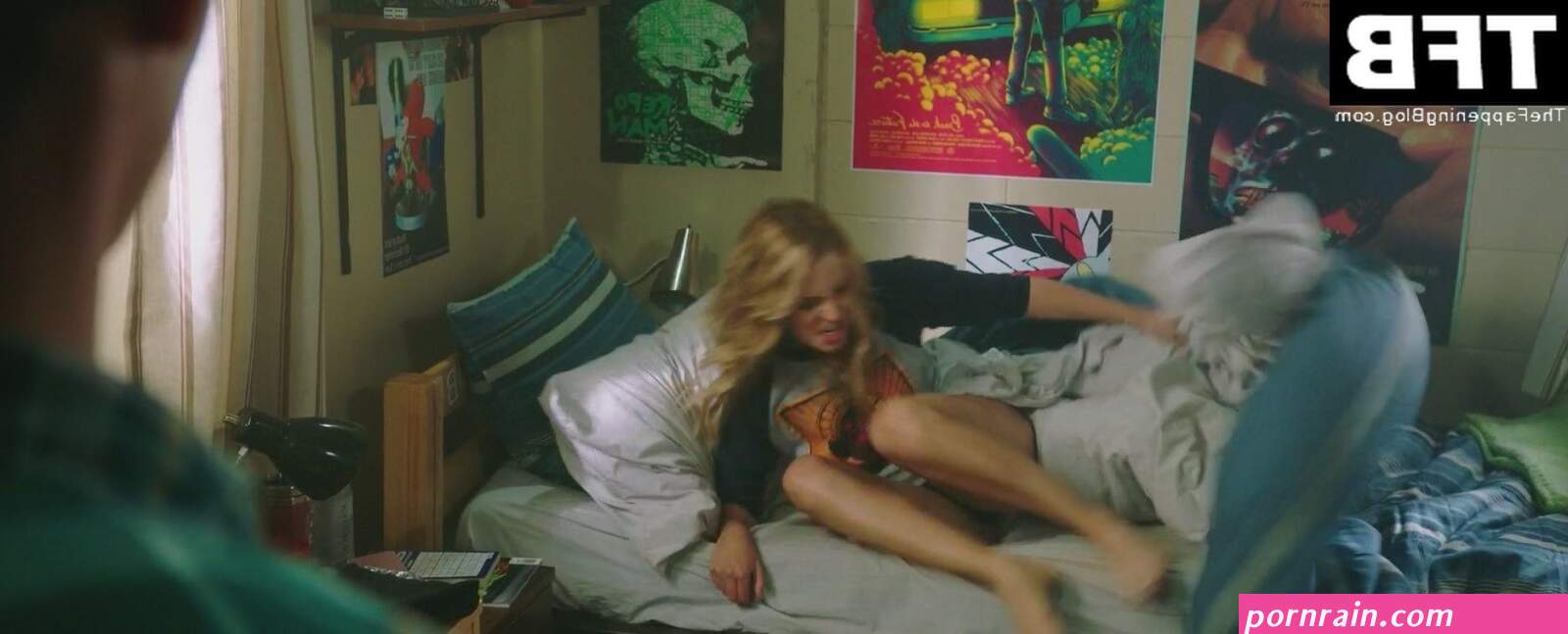 Jessica Rothe Sexy 6 Pics