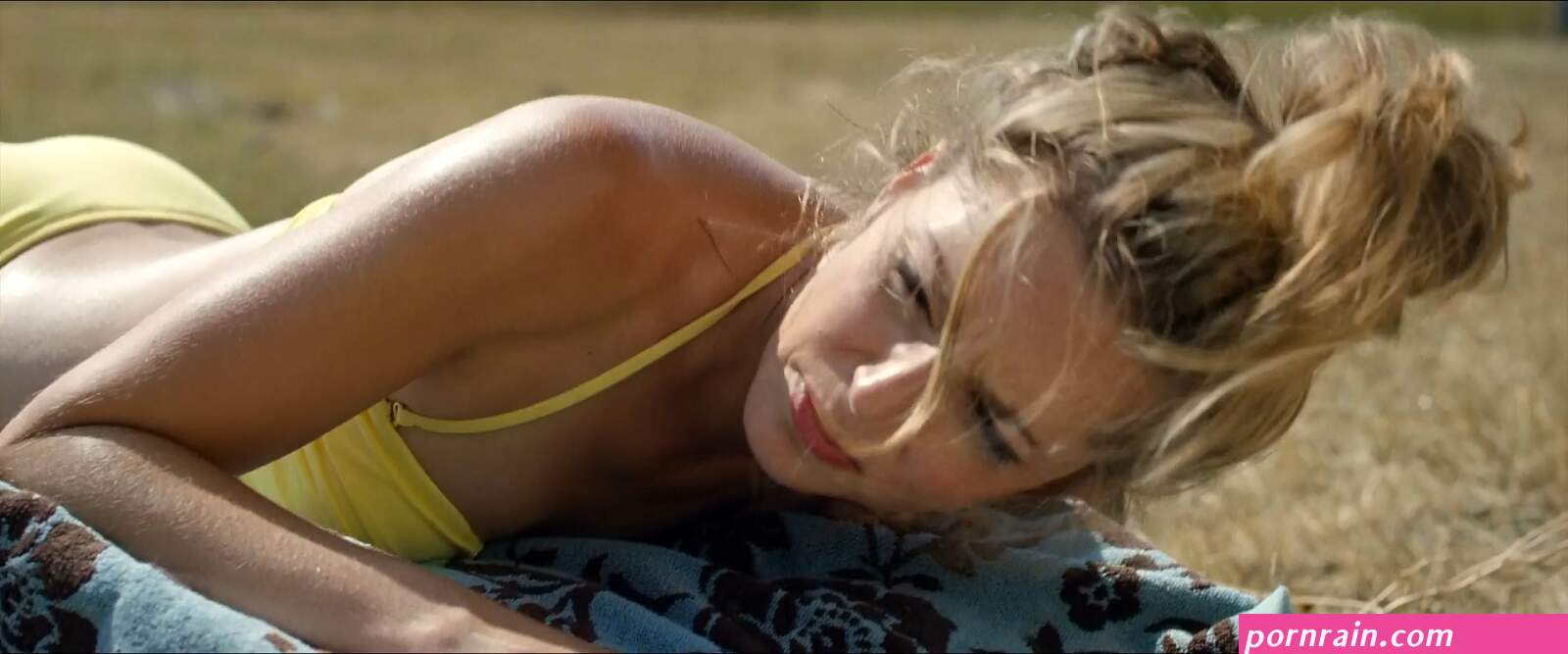 Nude video celebs Jessica Rothe sexy