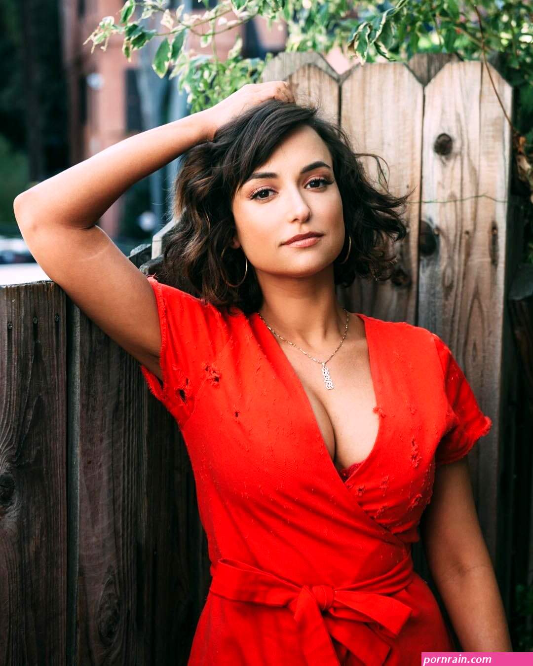 Milana Vayntrub The Fappening Sexy Photoshoot
