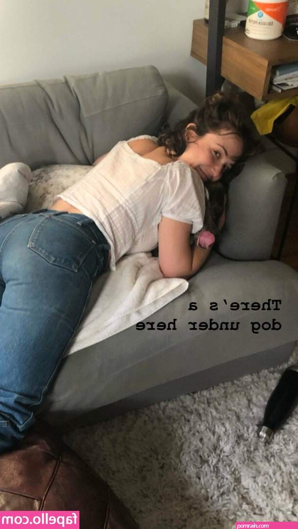 ATT Girl Milana Vayntrub