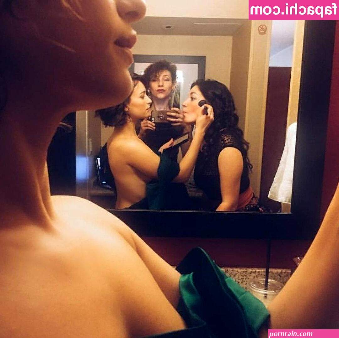 Milana Vayntrub ATT Girl mintmilana leaked nude from OnlyFansPatreon