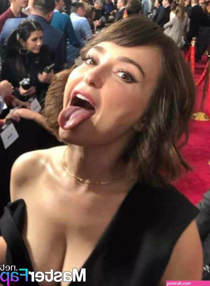 Milana Vayntrub Nude OnlyFans Leak Picture nwt5xujzNZ