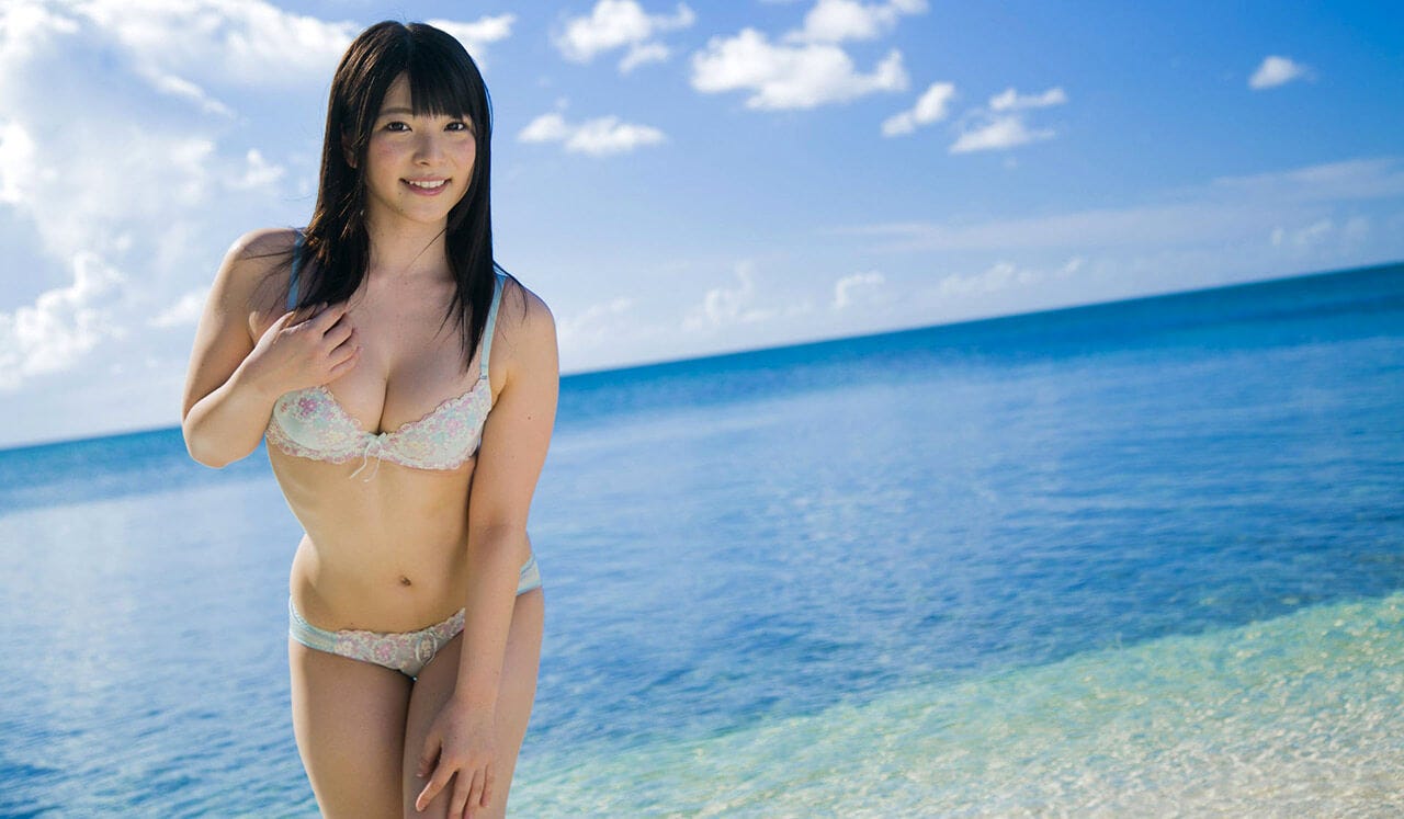 Eksklusif! Galeri Foto Bugil Ai Uehara di Pantai