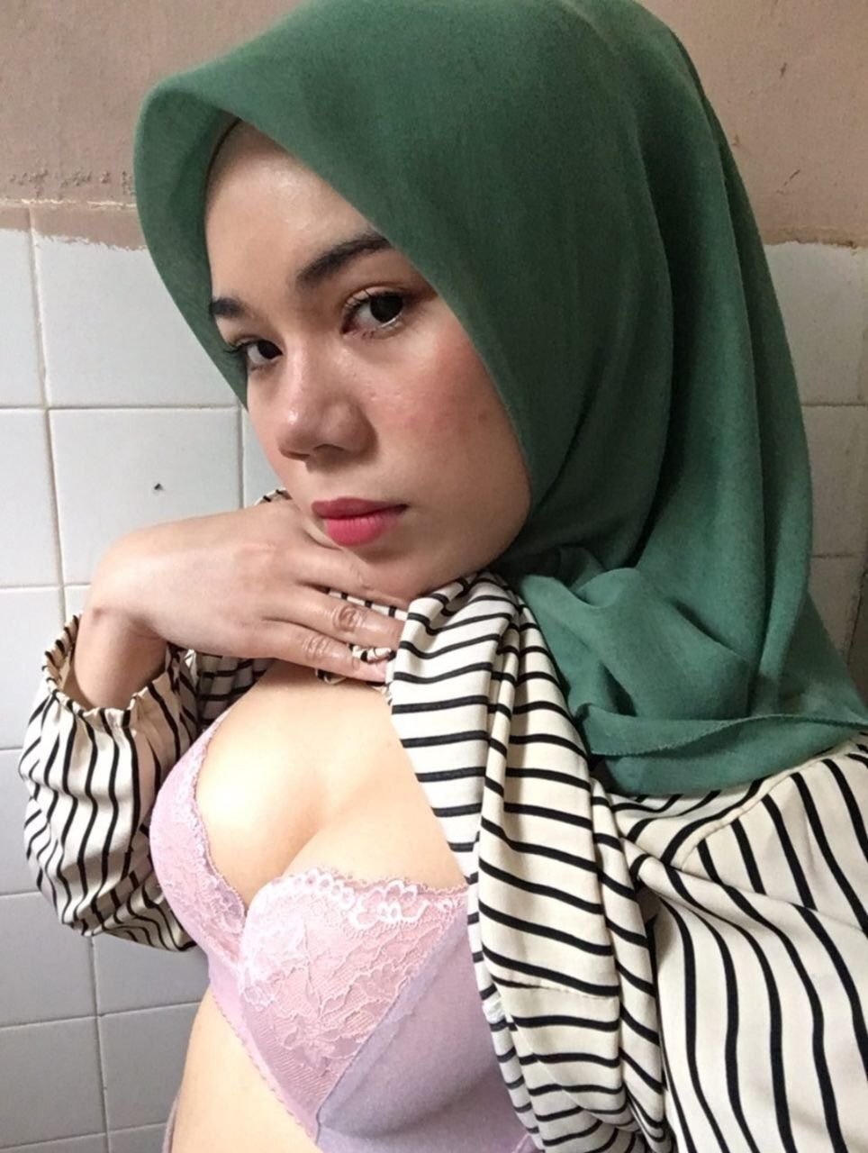 STW JILBAB