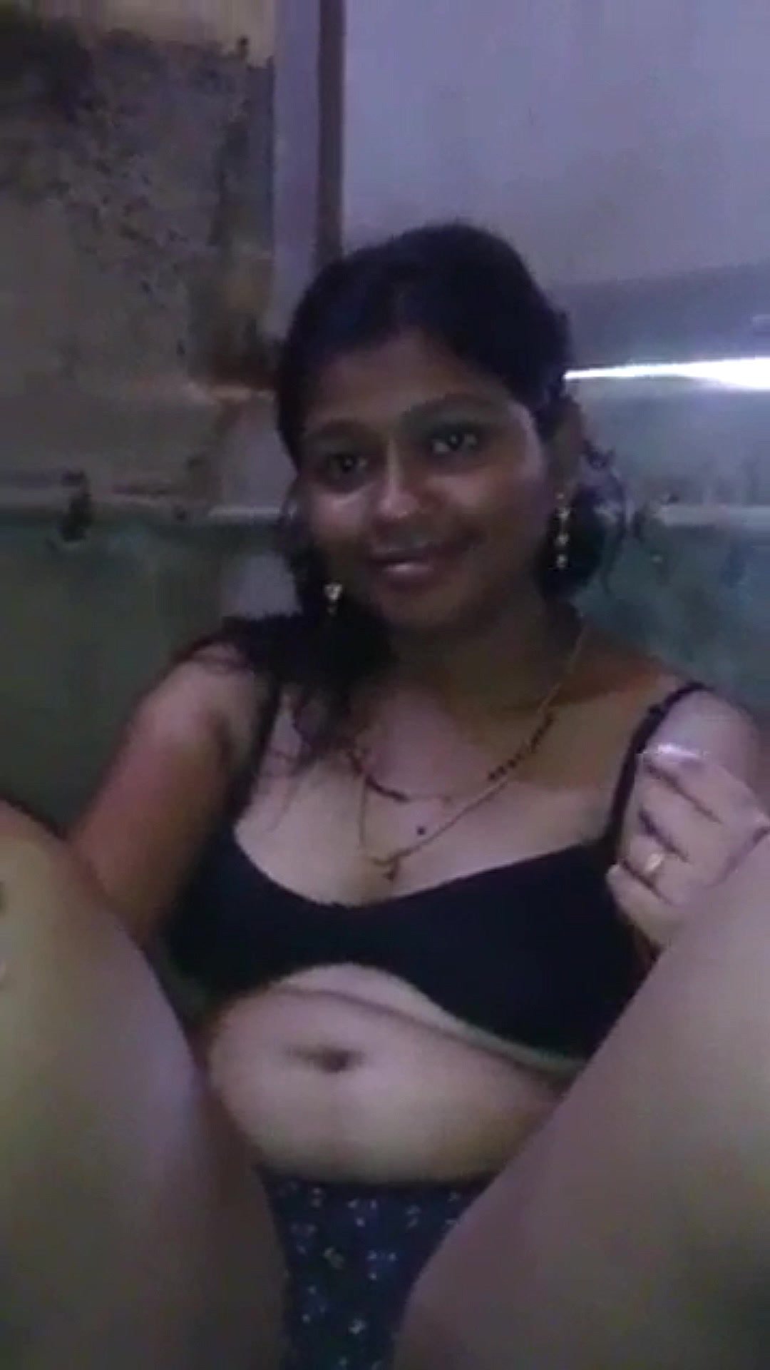 Indian kerala mallu girl nude showing boyfriend