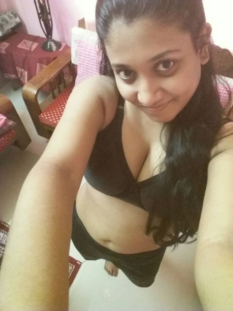 College girl leaked Desi nude pics