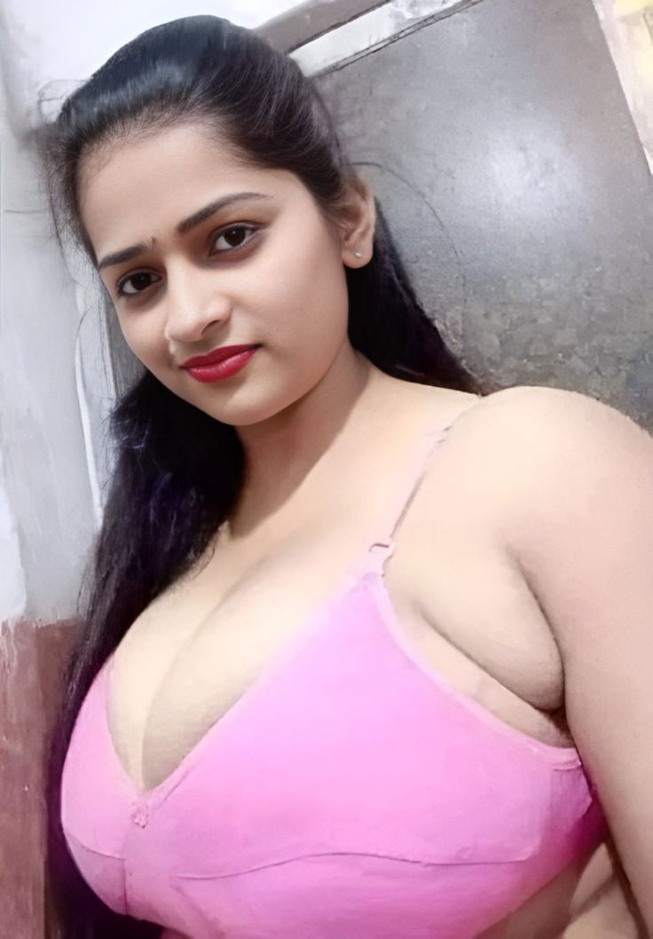 Tamil Aunties Sex XXX Videos on X: WhatsApp or Facebook?