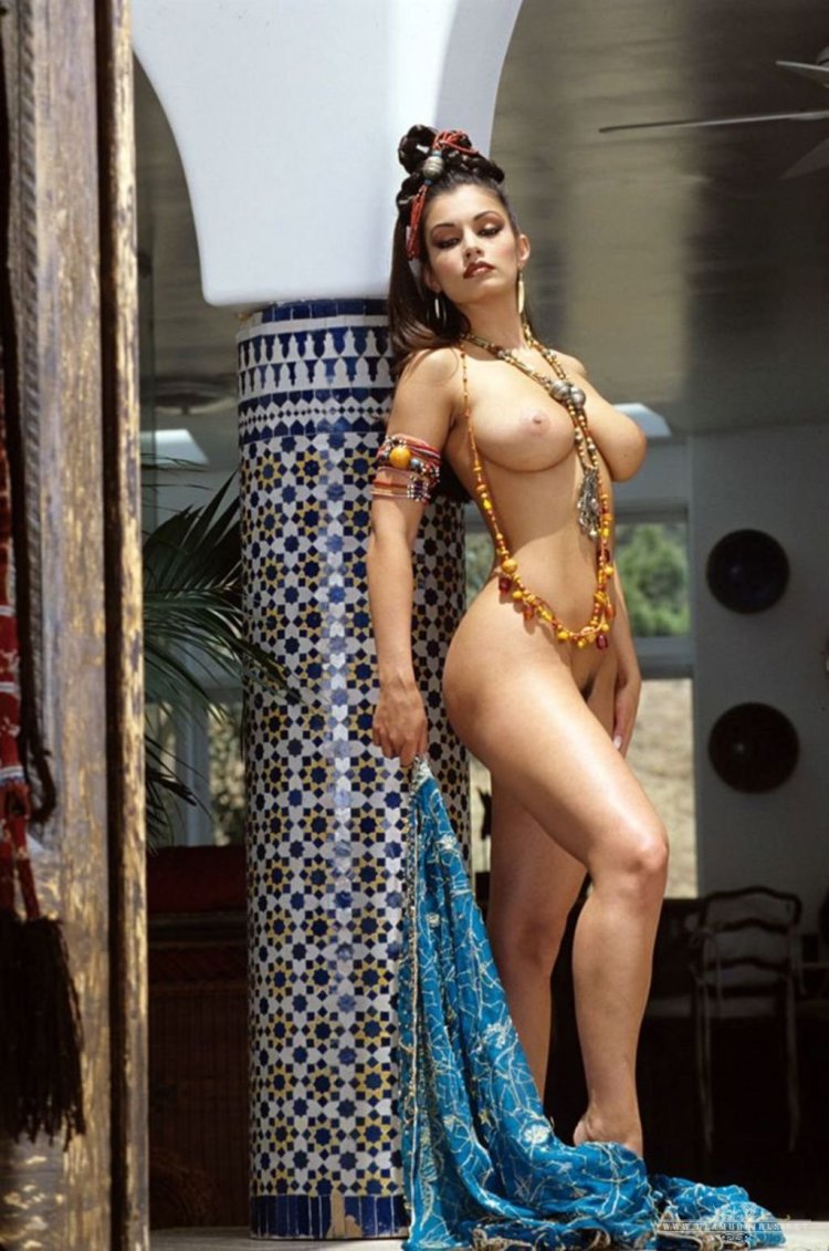 Arab Model Nude