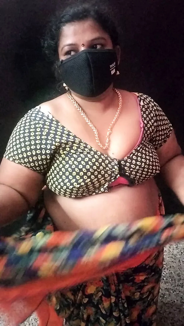 Aunty Removing Dress Xxx