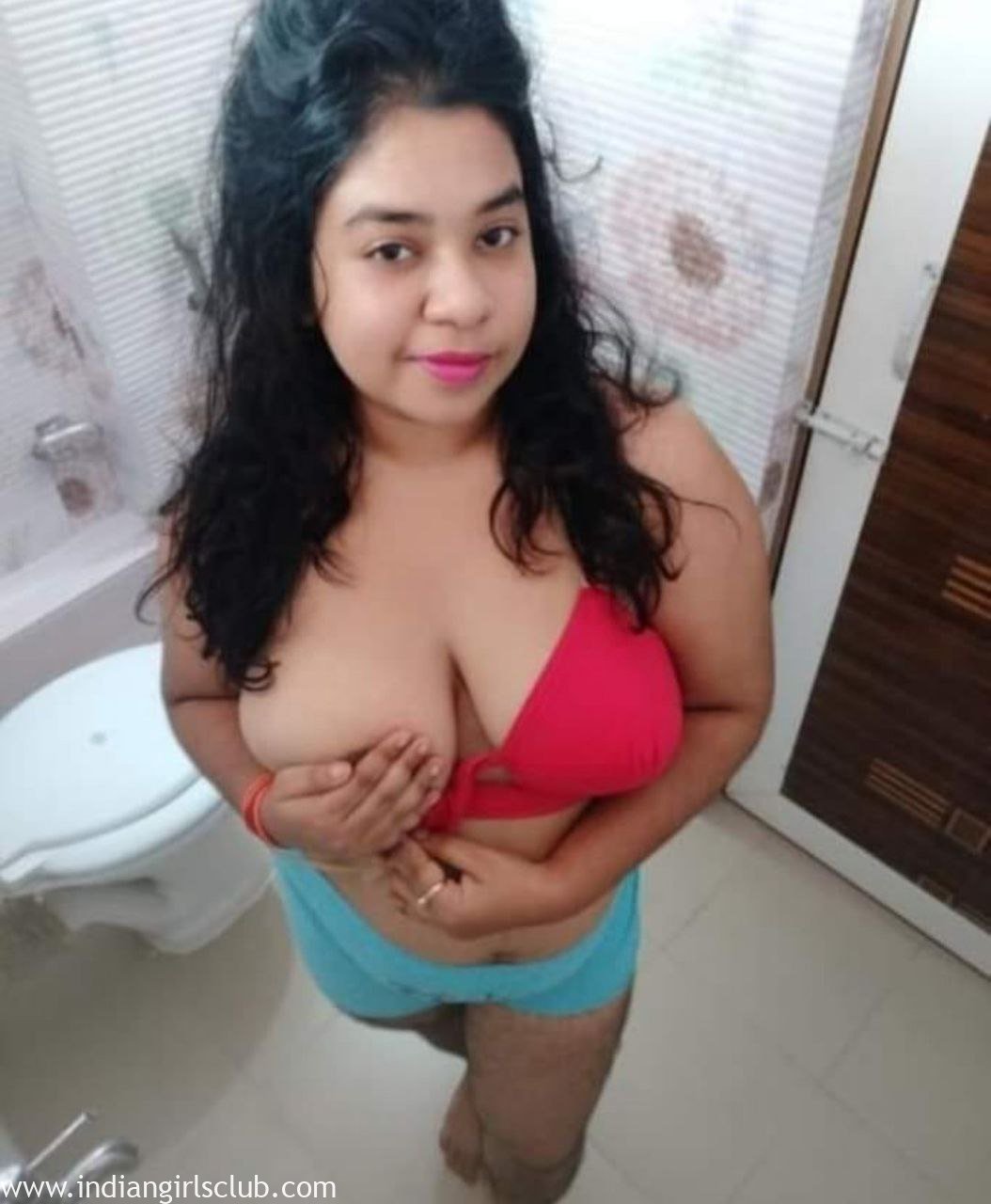 Big Boobs Mature Indian Aunty Recorded Full Naked