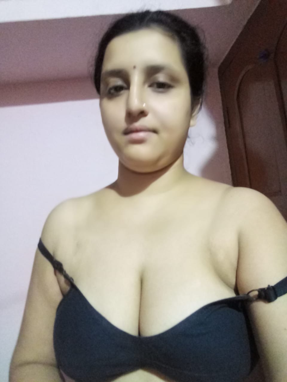 Beautiful Bengali Bhabhi Showing Big Boobs For Lover 40Pics Collection Zip