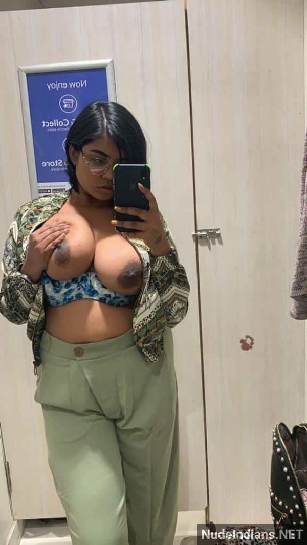 52 Desi big boobs porn pics