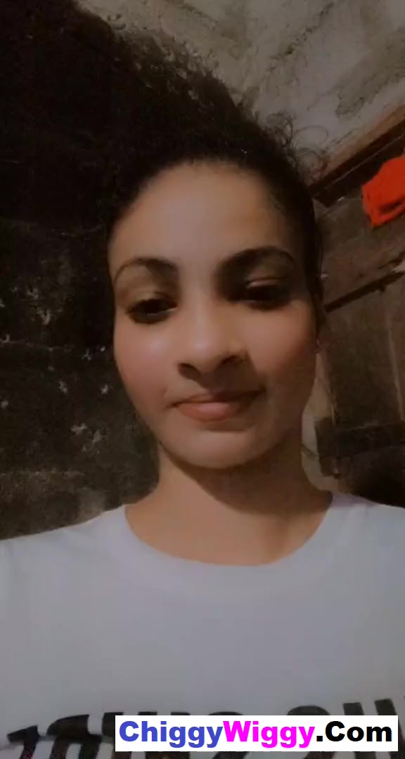 College Girl Big Boobs Show Desi College Girl Showing Her Boobs And Pressing Them In Bathroom While Showing On Video Call 3 of 3