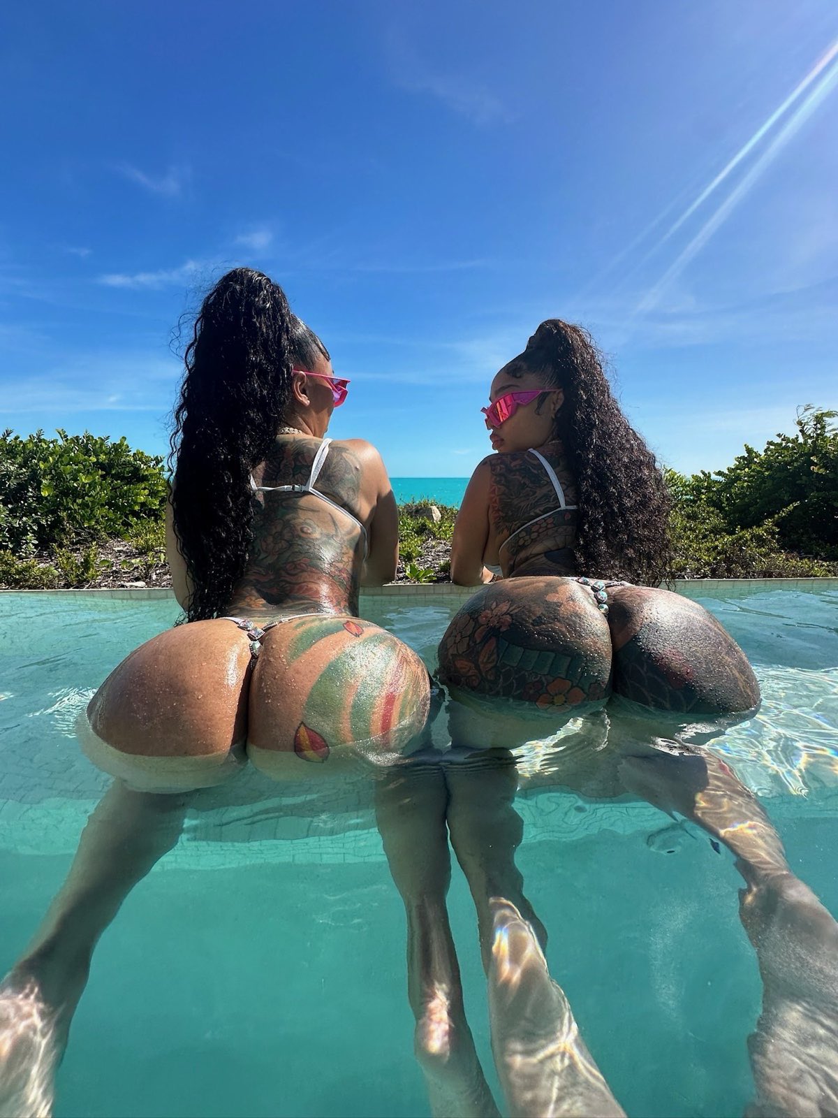 DoubleDose Twins doubledosetwins X