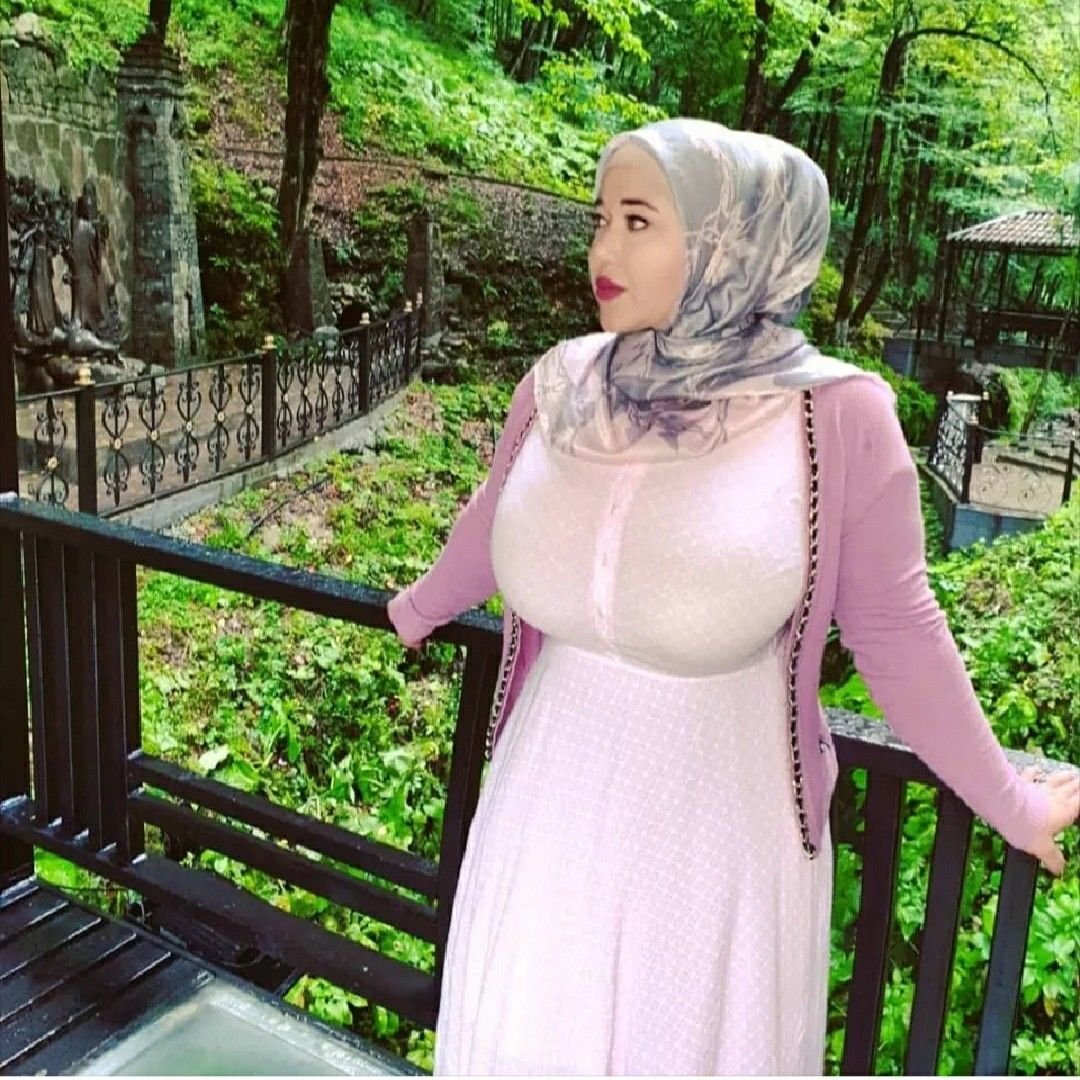 Jilbab toge bugil