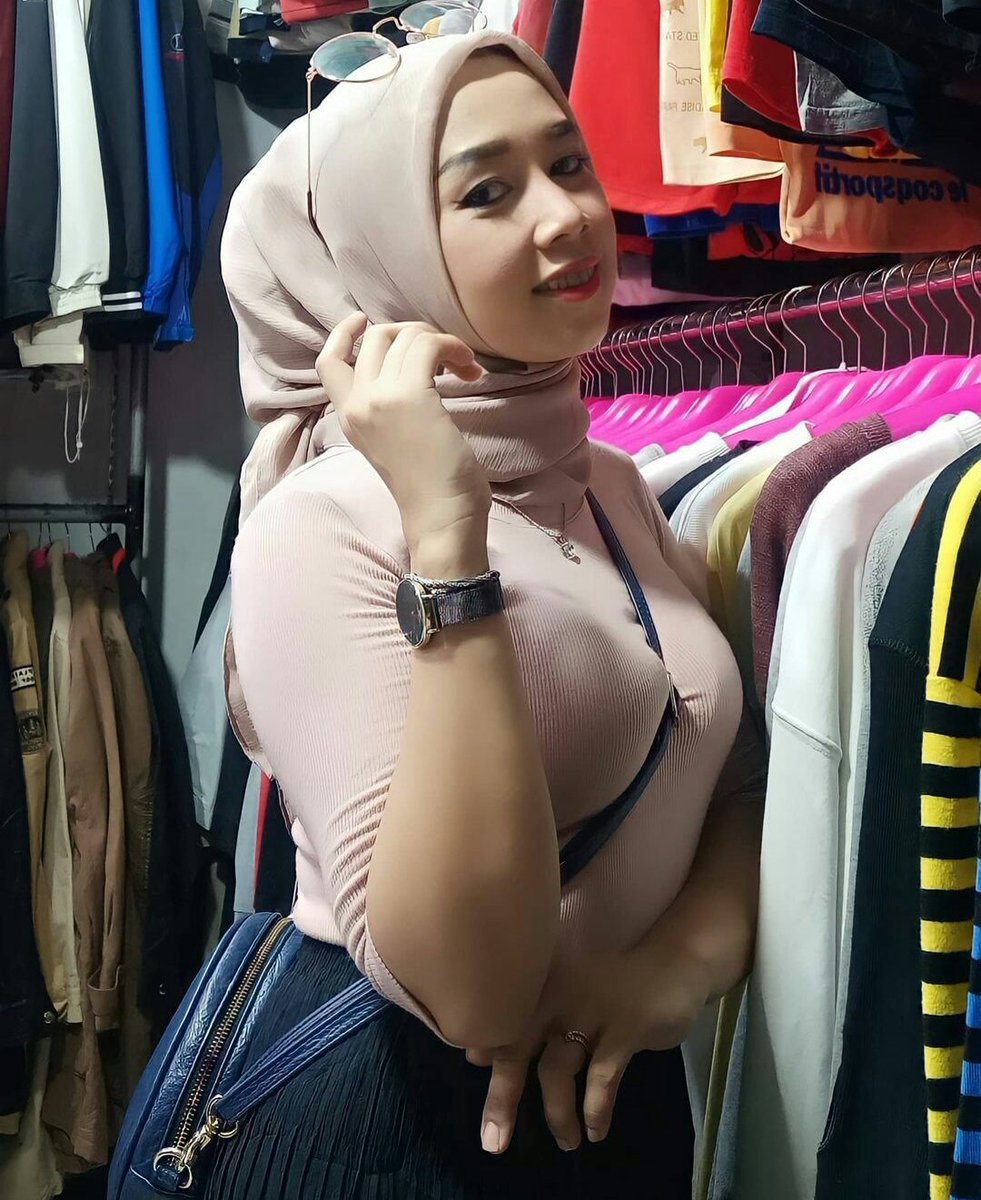 Jilbab Hot Bugil