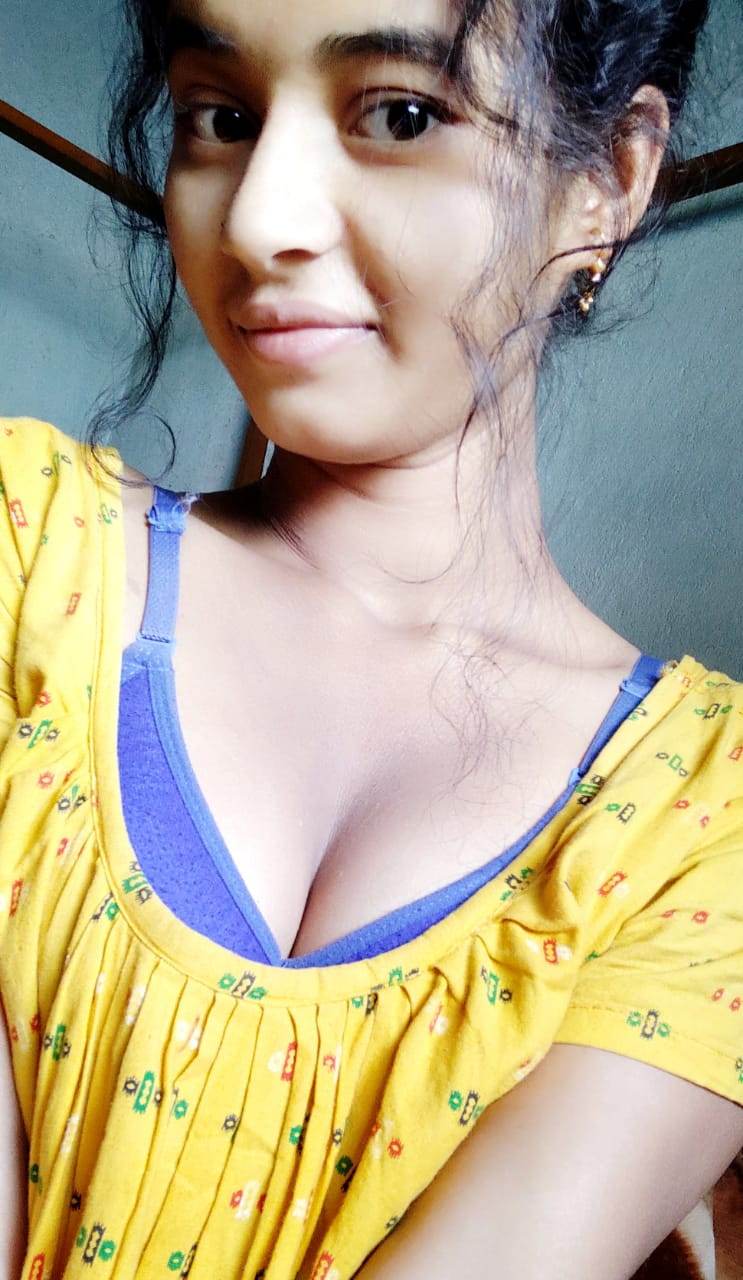 Sexy Figure Girl Showing Cute And Tite Boobs 40Pics Collection Zip
