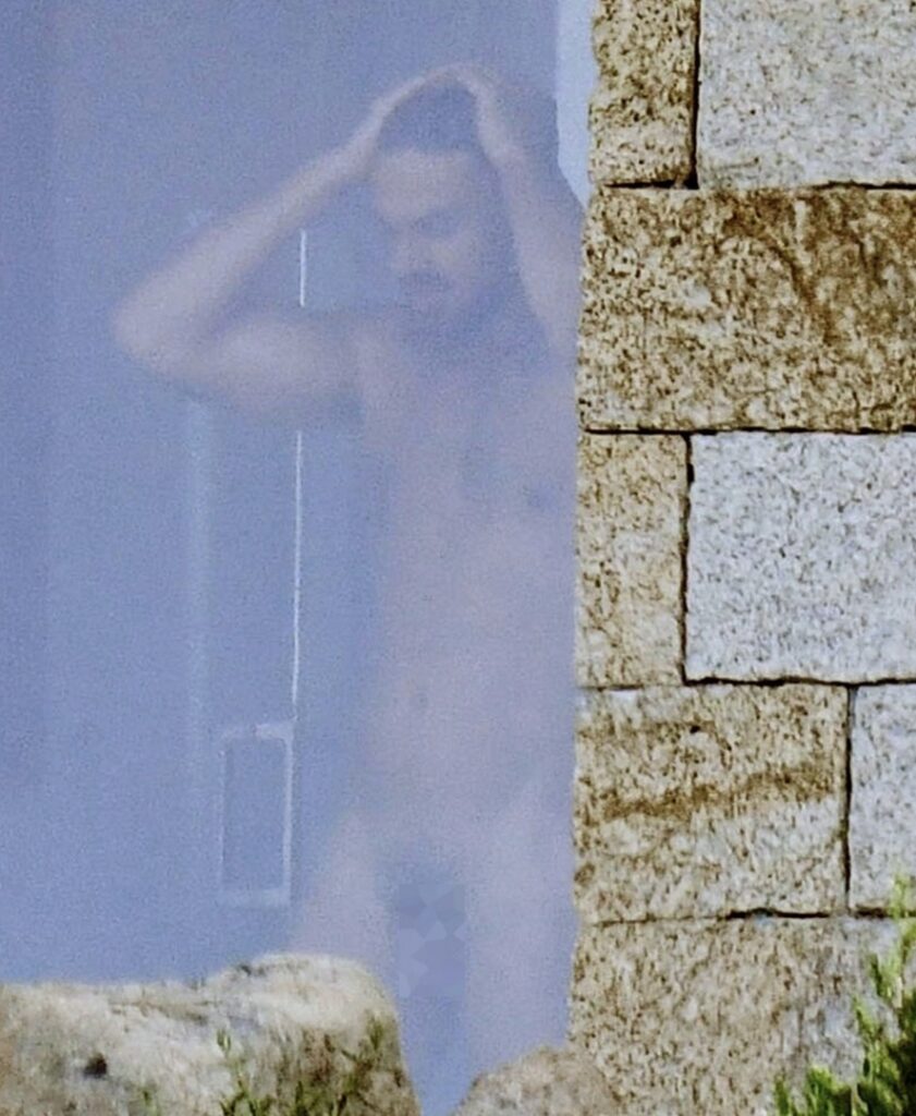 Italian actor Michele Morrone caught naked in a hotel room!