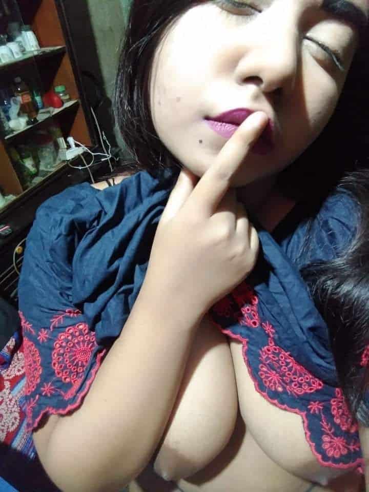 indian college girls Archives