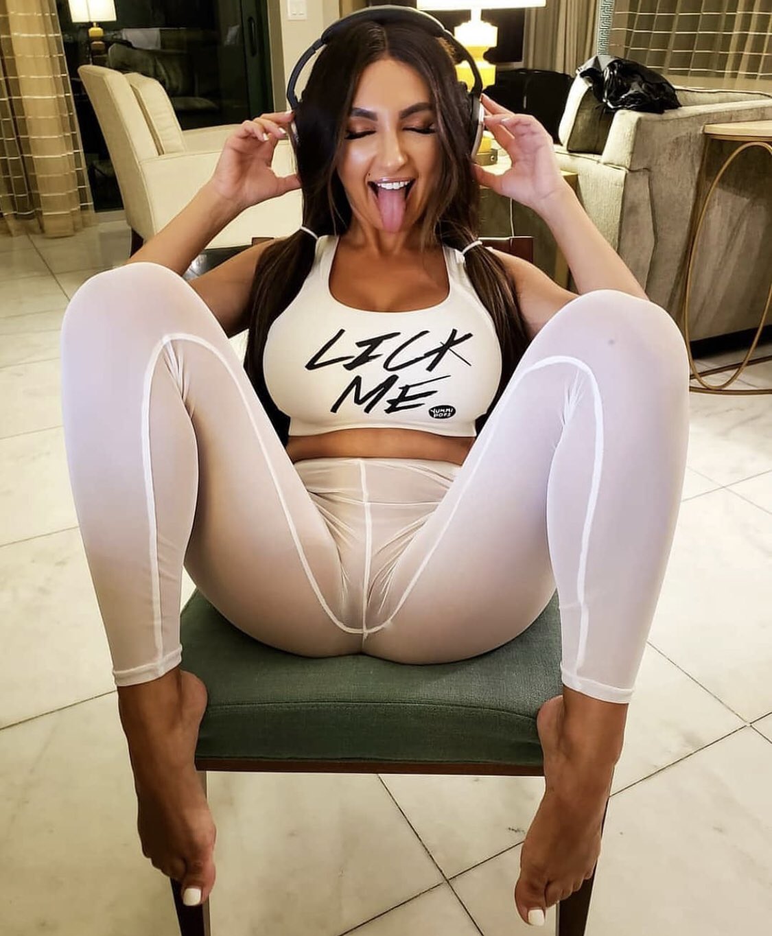 Playmateiryna Playmat61268141 X