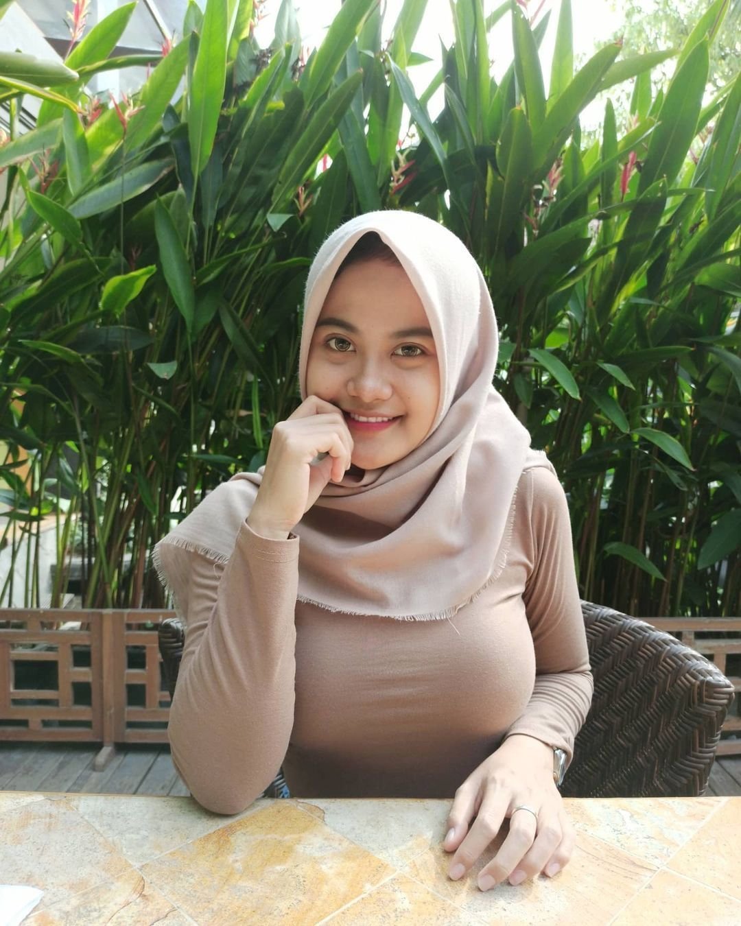JILBAB BUGIL TERBARU