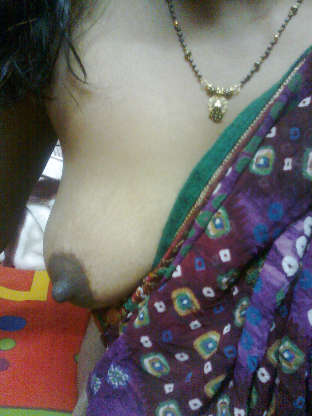 aunty-saree-hot-boobs-and-back-photos