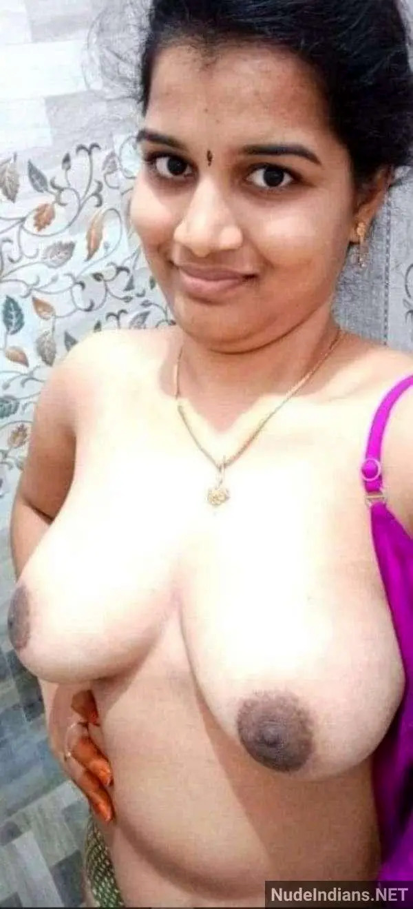 Sexy mallu wife shows boobs and pussy | PORNrain.com